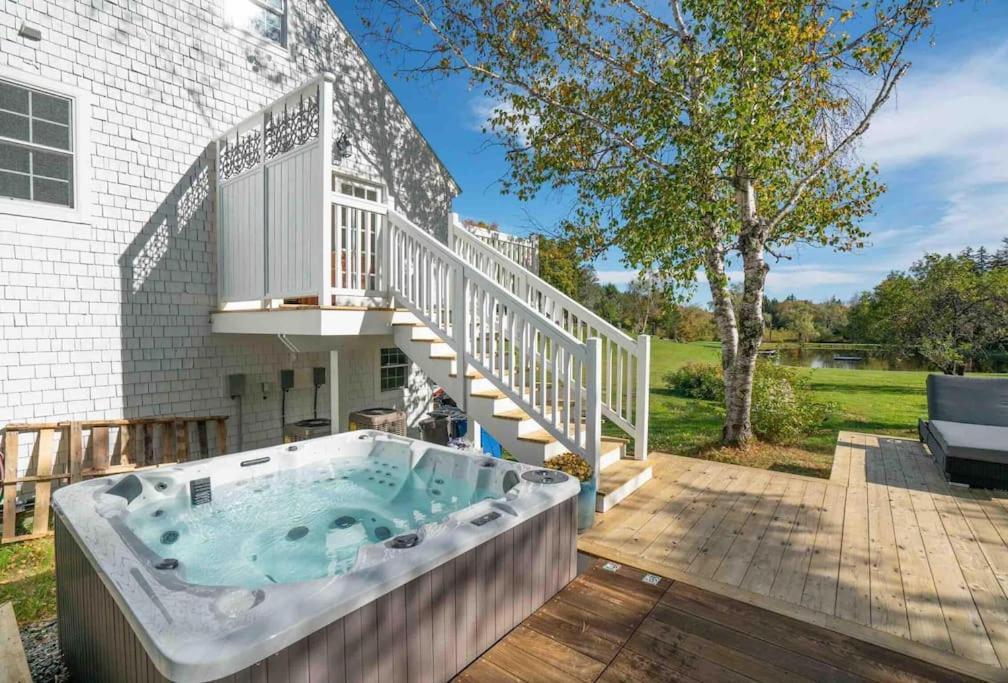 The Villa - Industrial Farmhouse With Hot Tub Dover Eksteriør bilde